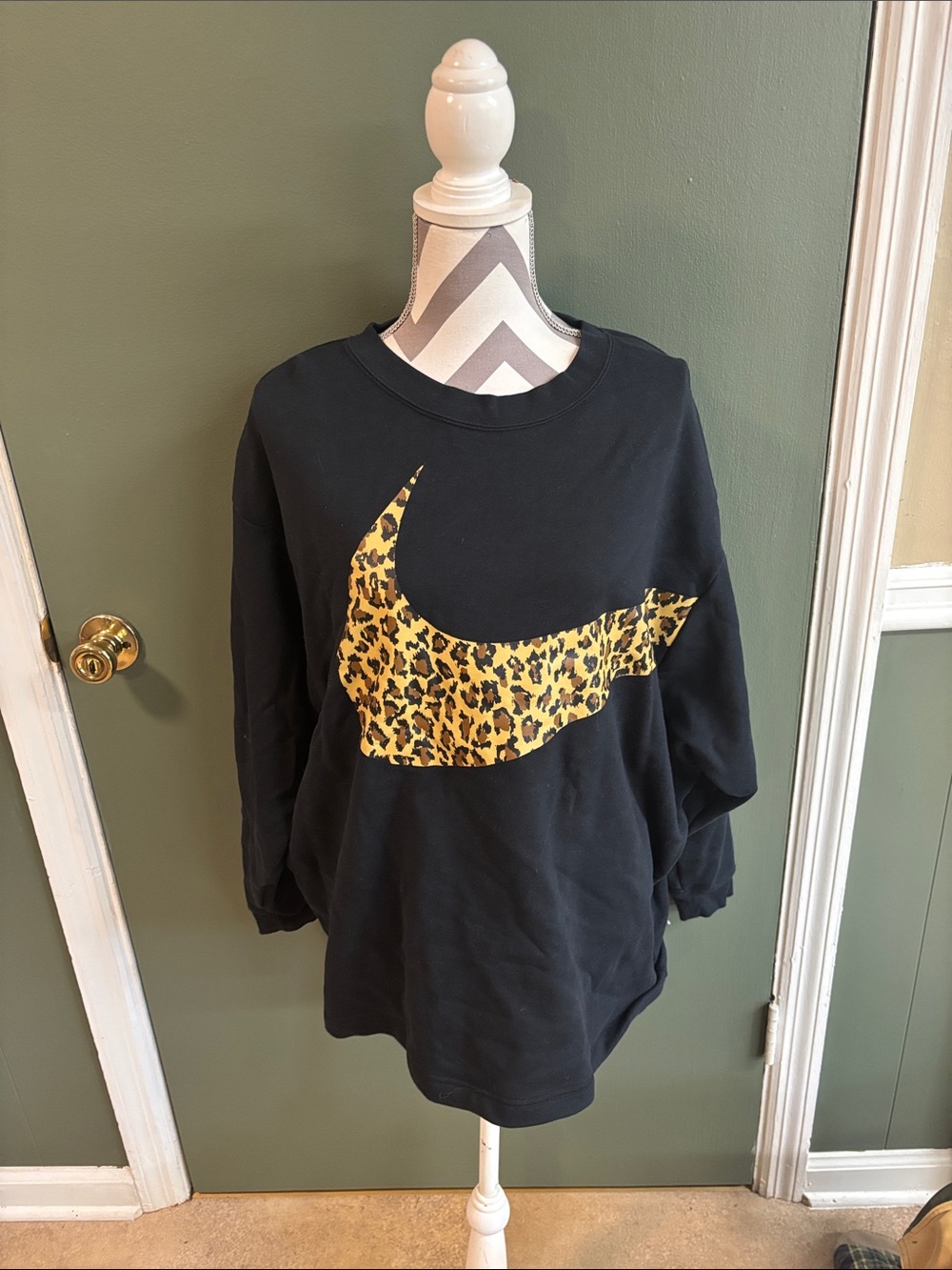 Nike Women's Crew Neck Sweater